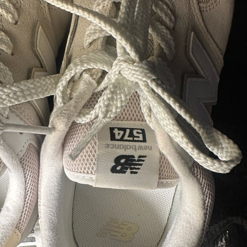 New Balance Beige 574 Boys Sneakers Size 6 - Picture 10 of 10